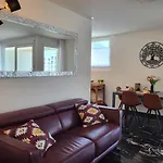 Torre Tessuti Apt-leonardo By Interhome 아파트 *